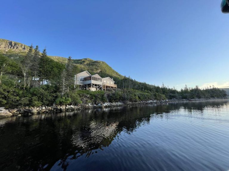 Forfaits de pêche à la truite de mer — Garia Bay Outfitters – Garia Bay Outfitters